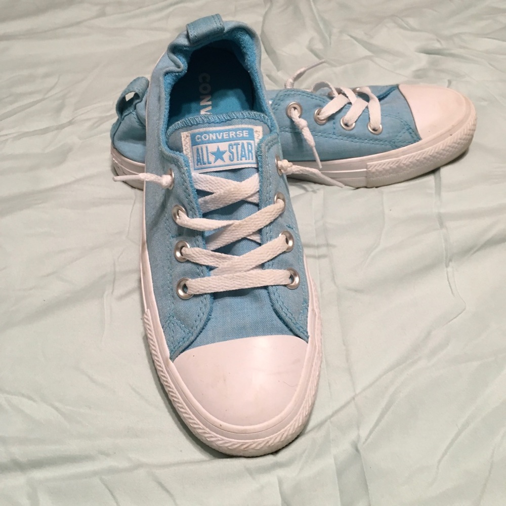 Sky blue Converse barely used